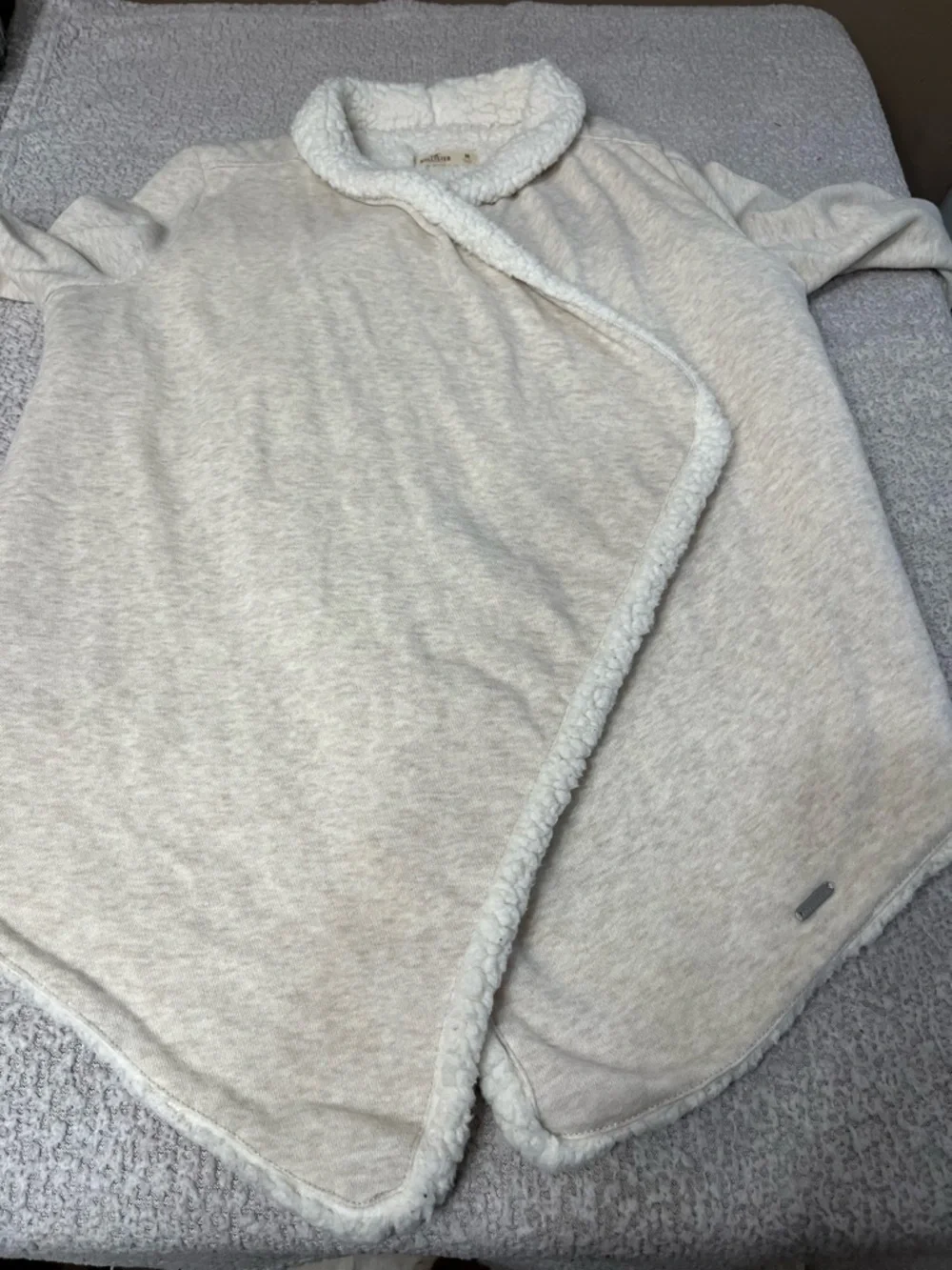 Hollister Cream Fleece Cardigan Cotton Blend Sweater  Size M